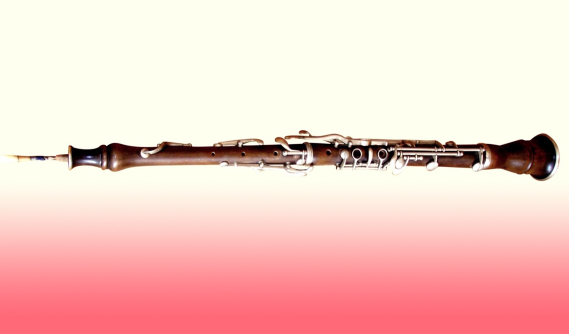 The oboe through the centuries